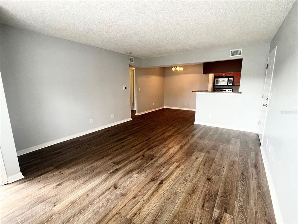 В аренду: $1,450 (1 спален, 1 ванн, 642 Квадратных фут)