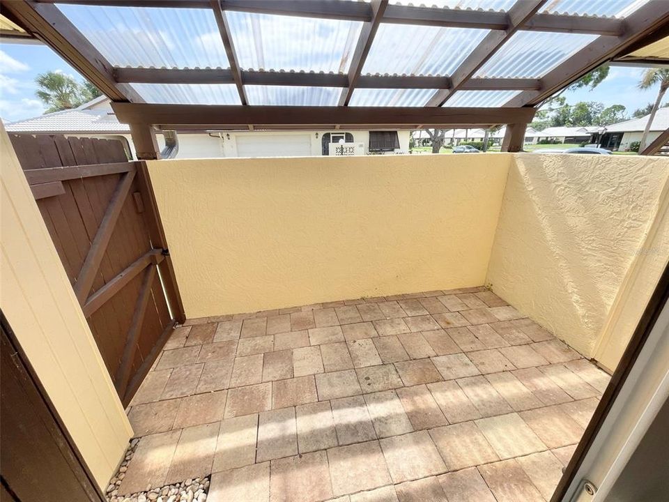 For Sale: $375,000 (2 beds, 2 baths, 1770 Square Feet)