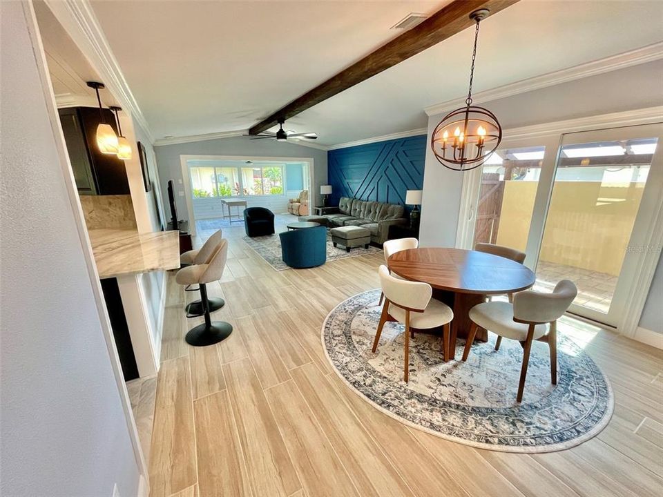 For Sale: $375,000 (2 beds, 2 baths, 1770 Square Feet)