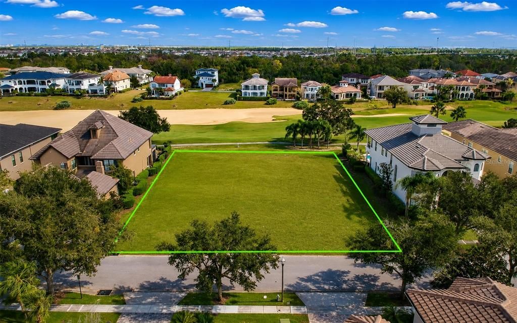 На продажу: $1,999,900 (0.40 acres)