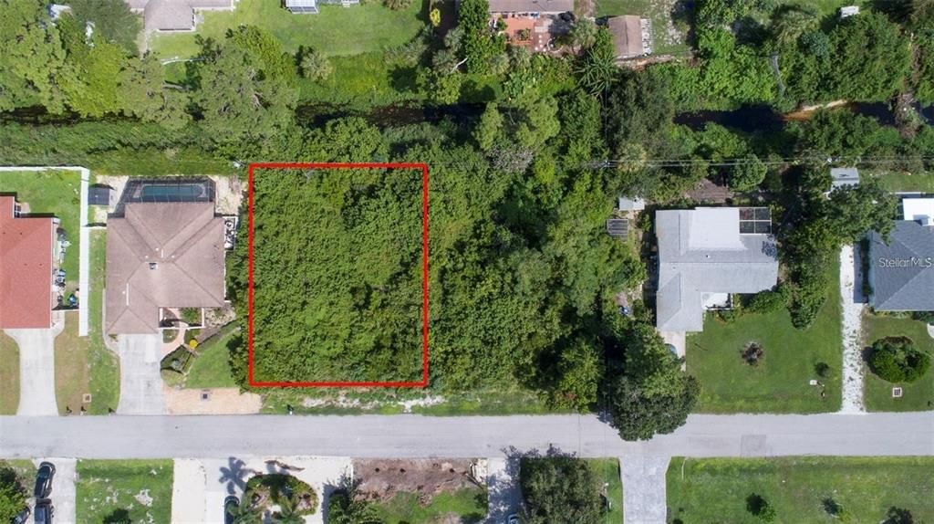 待售: $69,000 (0.18 acres)