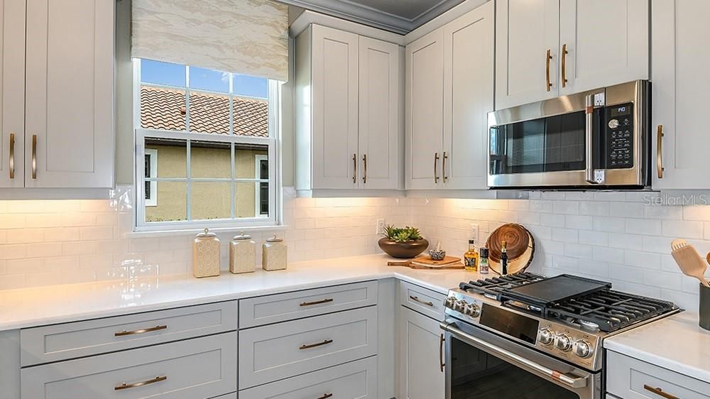 For Sale: $621,654 (2 beds, 2 baths, 1689 Square Feet)