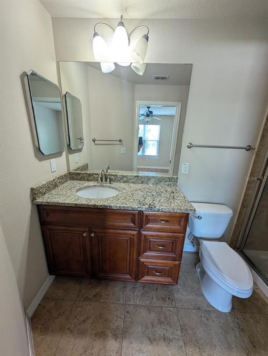 For Sale: $215,000 (3 beds, 2 baths, 1228 Square Feet)