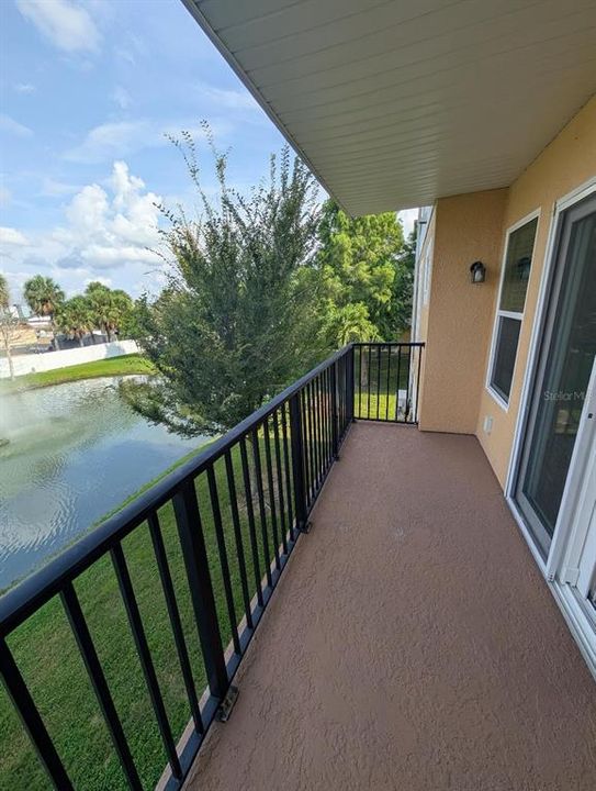For Sale: $215,000 (3 beds, 2 baths, 1228 Square Feet)