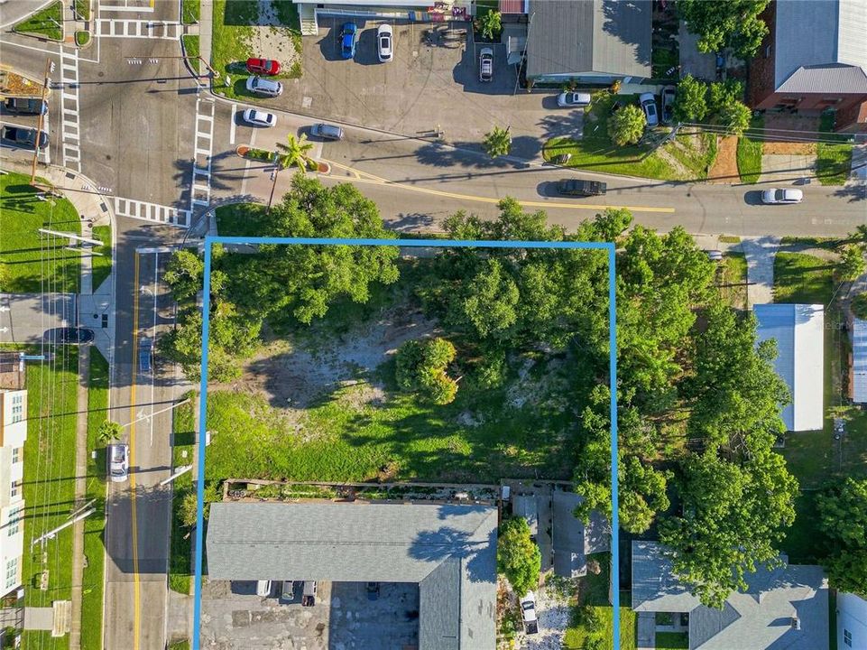 For Sale: $6,000,000 (0.85 acres)