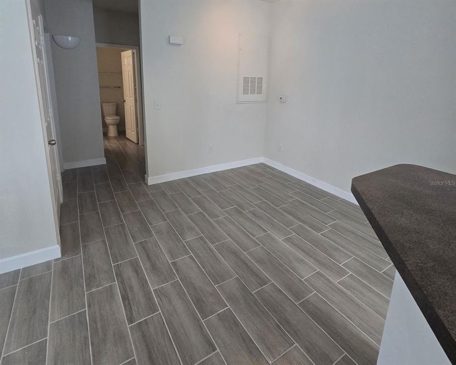 For Rent: $1,595 (1 beds, 1 baths, 776 Square Feet)