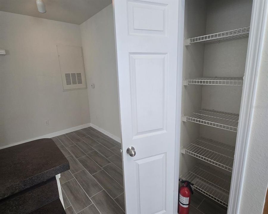 For Rent: $1,595 (1 beds, 1 baths, 776 Square Feet)