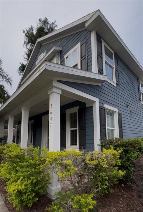 For Rent: $2,800 (3 beds, 2 baths, 1555 Square Feet)