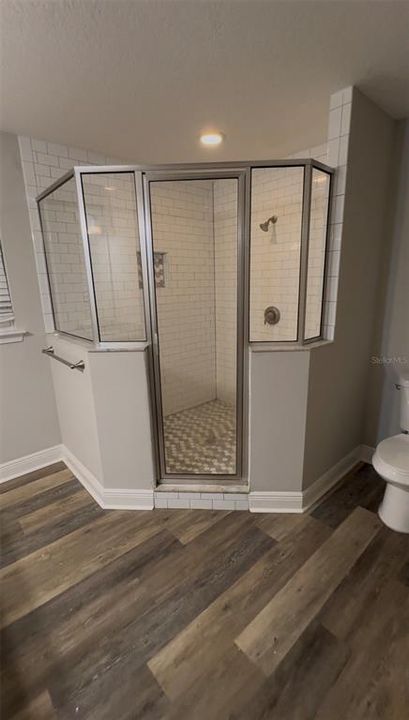 For Rent: $2,800 (3 beds, 2 baths, 1555 Square Feet)
