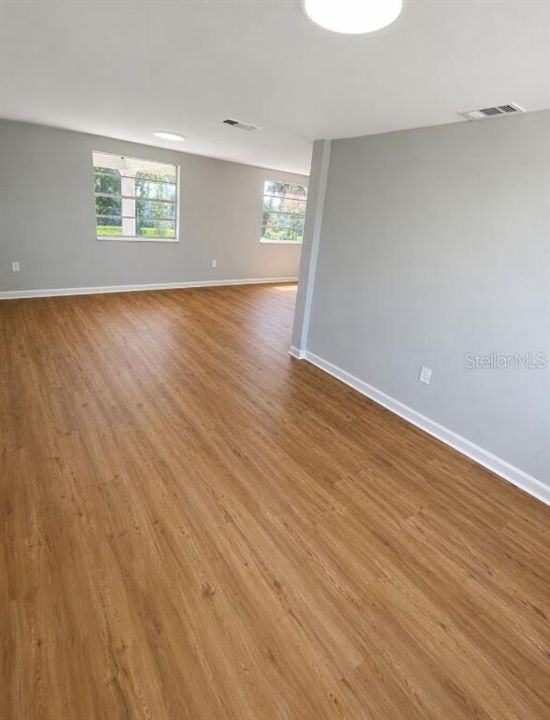 В аренду: $2,495 (5 спален, 2 ванн, 828 Квадратных фут)