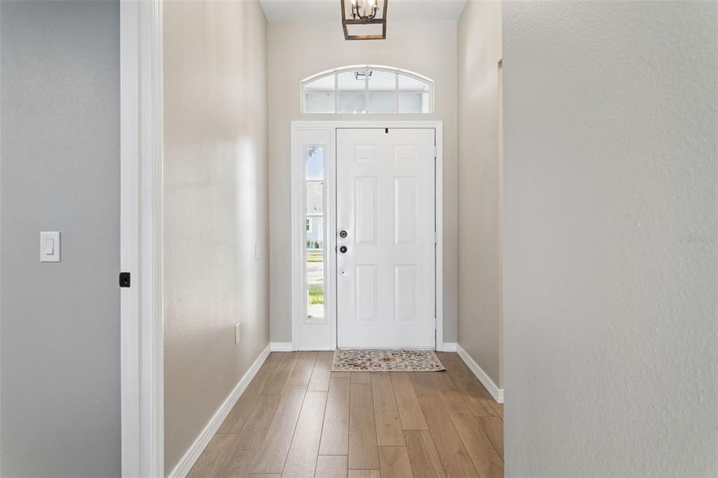 For Sale: $350,000 (3 beds, 2 baths, 1505 Square Feet)