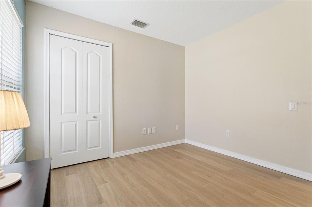 For Sale: $350,000 (3 beds, 2 baths, 1505 Square Feet)