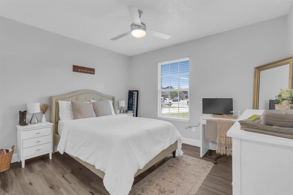 For Sale: $390,000 (3 beds, 2 baths, 1180 Square Feet)