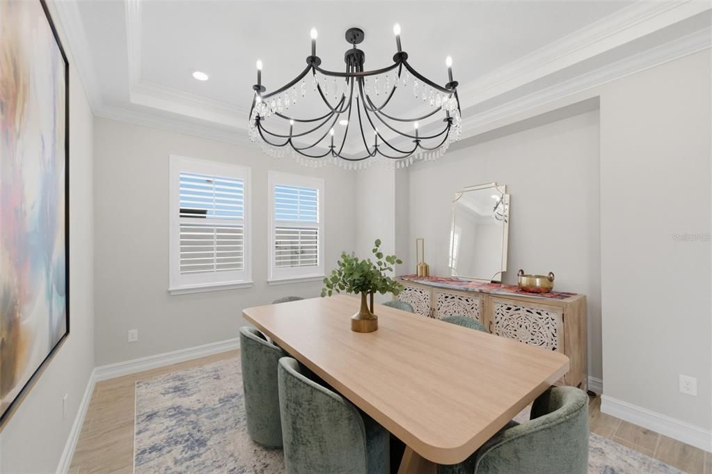 En Venta: $829,900 (4 camas, 3 baños, 3252 Pies cuadrados)