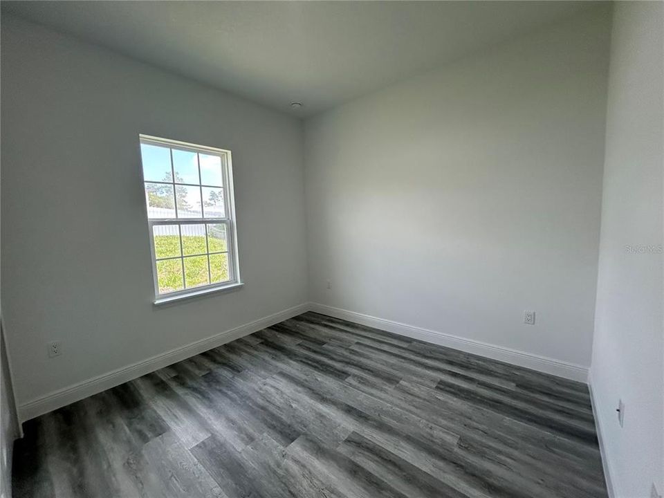 В аренду: $1,950 (4 спален, 2 ванн, 1792 Квадратных фут)