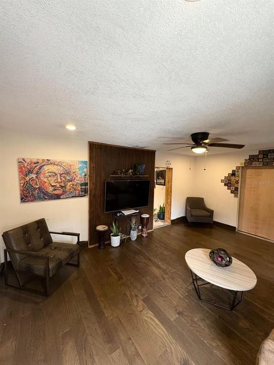 En Renta: $2,800 (3 camas, 2 baños, 1580 Pies cuadrados)