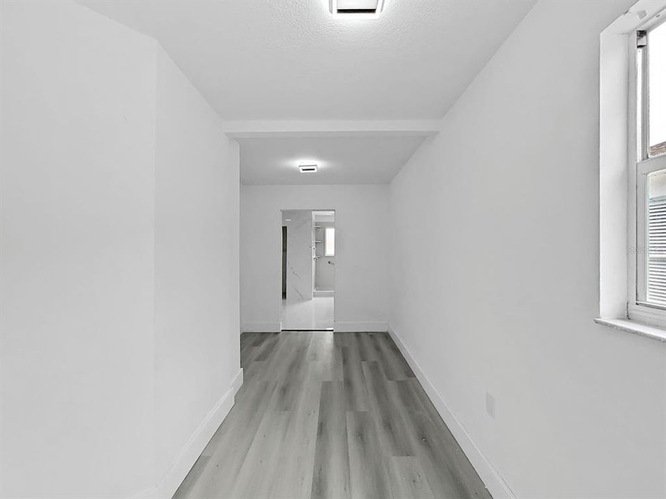 На продажу: $385,000 (4 спален, 2 ванн, 2115 Квадратных фут)