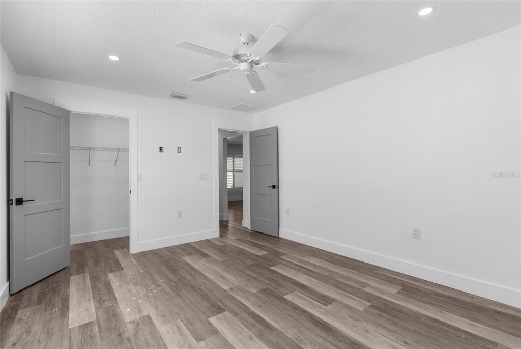 For Sale: $529,900 (2 beds, 2 baths, 1964 Square Feet)