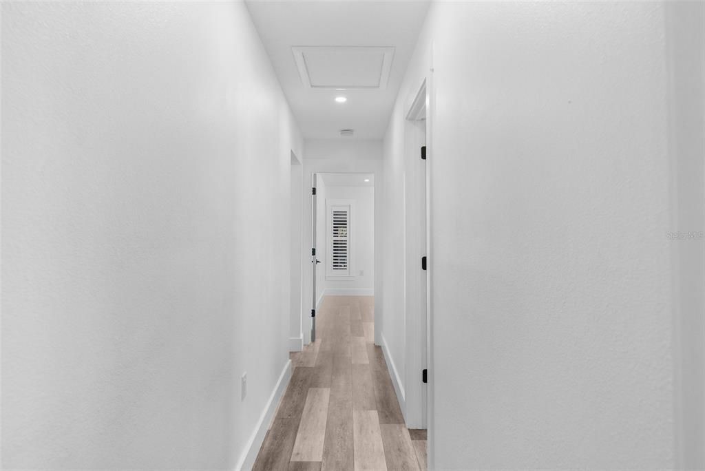 For Sale: $529,900 (2 beds, 2 baths, 1964 Square Feet)