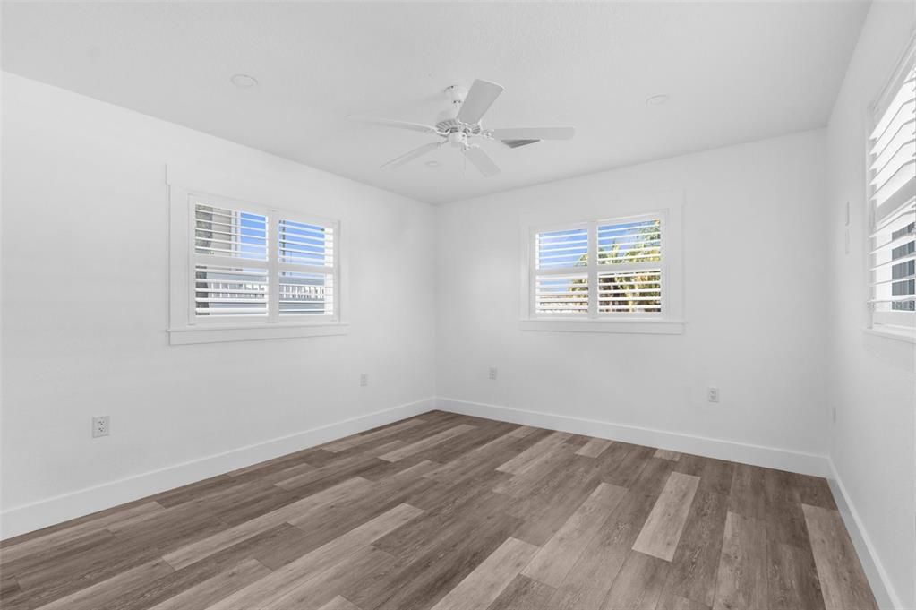 For Sale: $529,900 (2 beds, 2 baths, 1964 Square Feet)