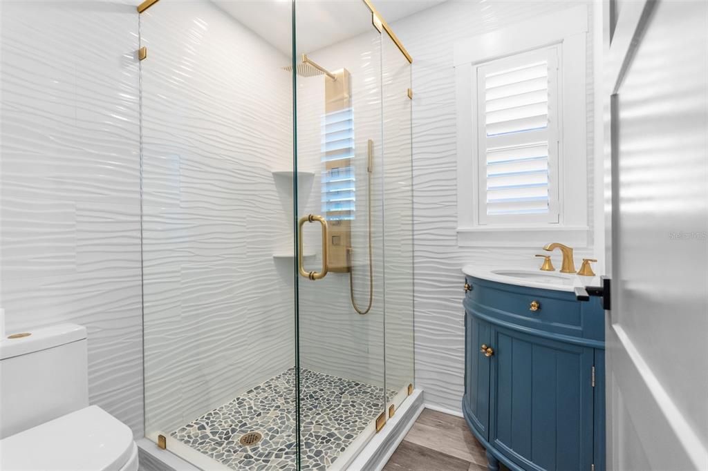 For Sale: $529,900 (2 beds, 2 baths, 1964 Square Feet)