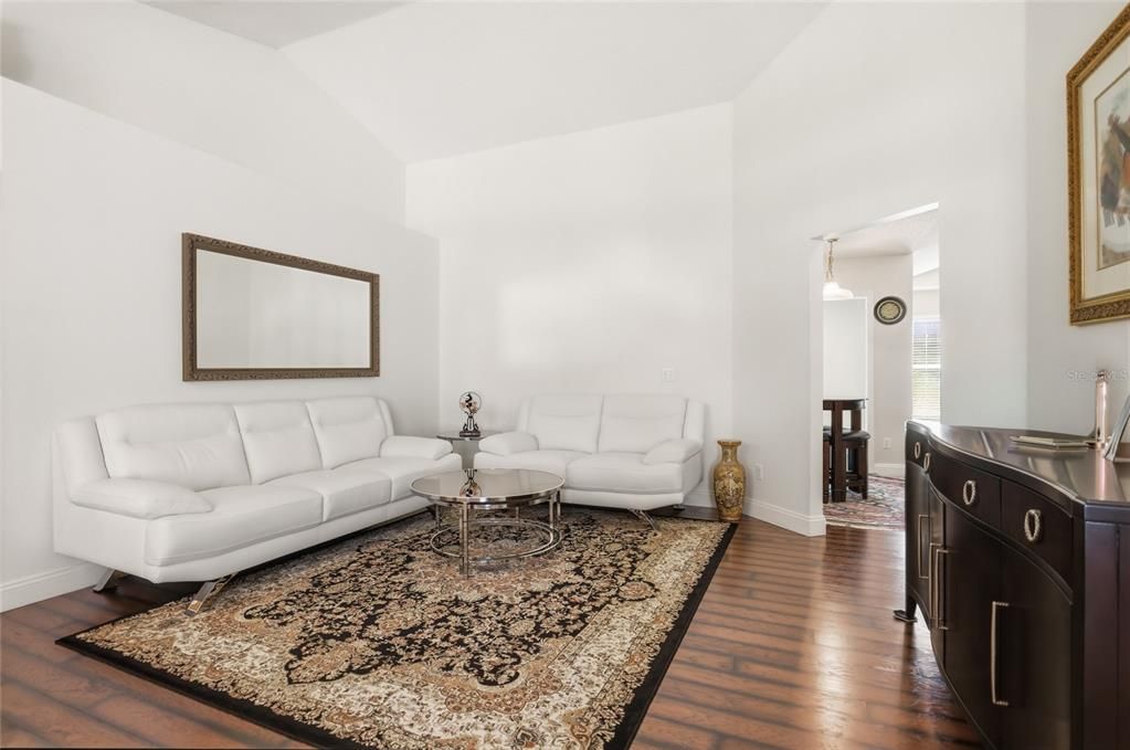 For Sale: $525,000 (4 beds, 3 baths, 2099 Square Feet)