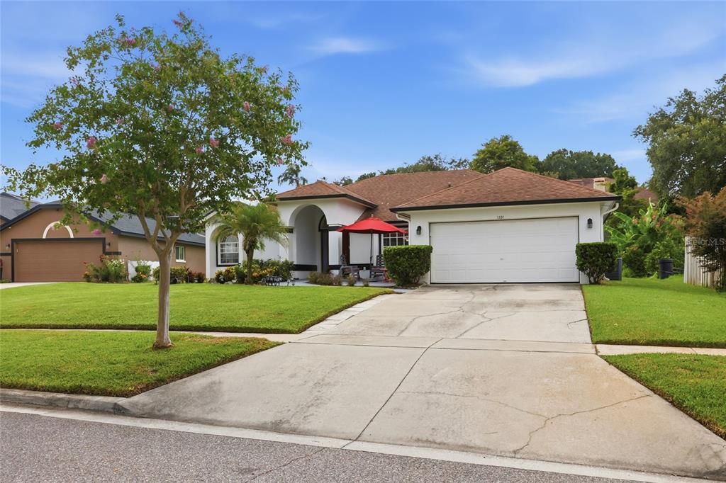 For Sale: $525,000 (4 beds, 3 baths, 2099 Square Feet)