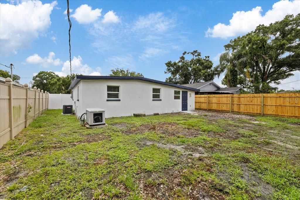 На продажу: $364,900 (3 спален, 2 ванн, 1198 Квадратных фут)