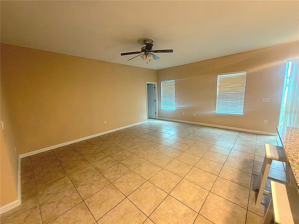 En Renta: $2,500 (4 camas, 2 baños, 1802 Pies cuadrados)