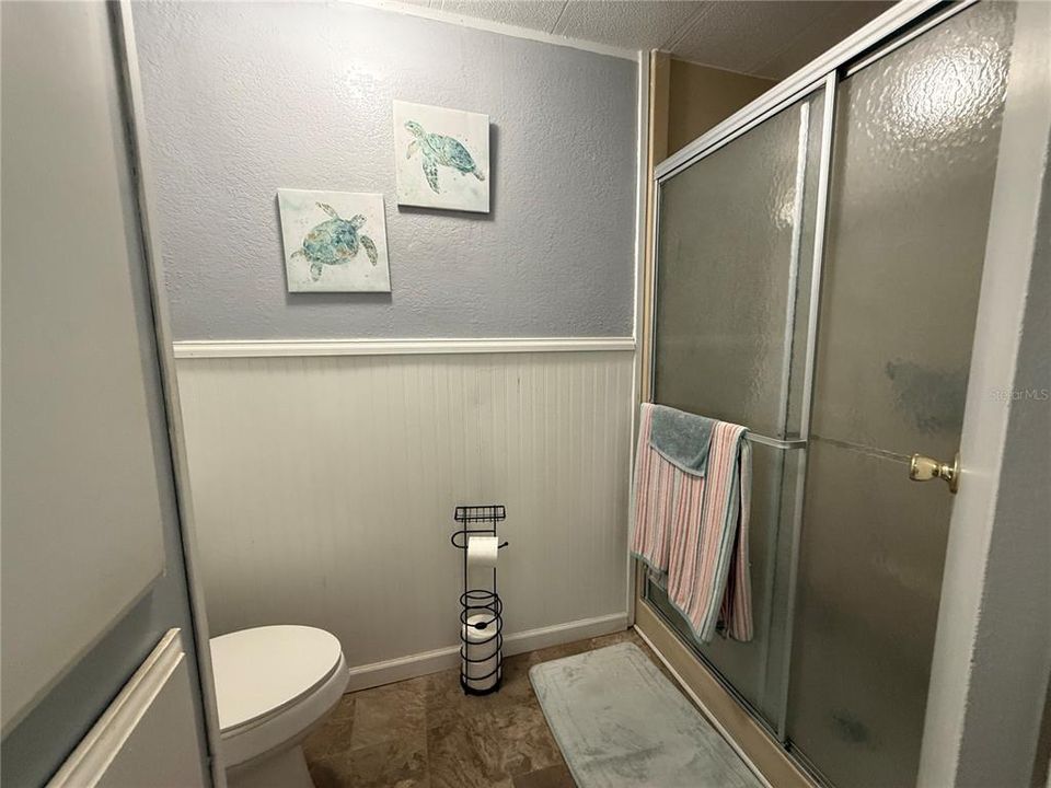 На продажу: $134,900 (2 спален, 2 ванн, 960 Квадратных фут)