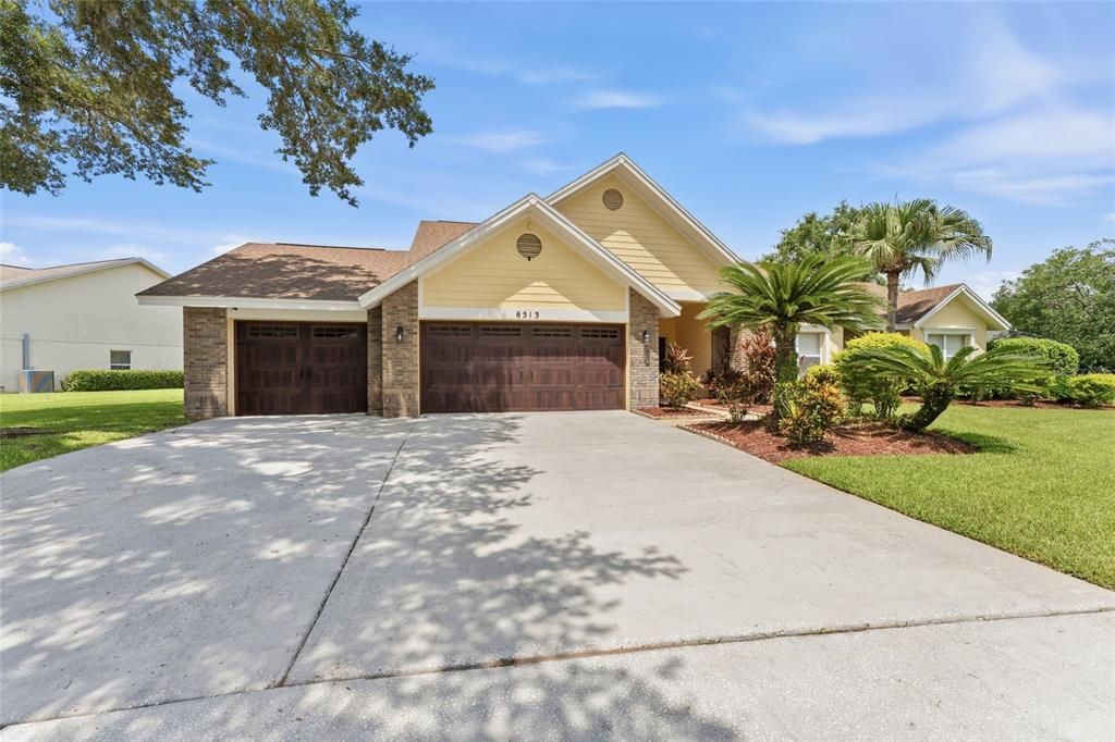 For Rent: $5,990 (4 beds, 3 baths, 3772 Square Feet)