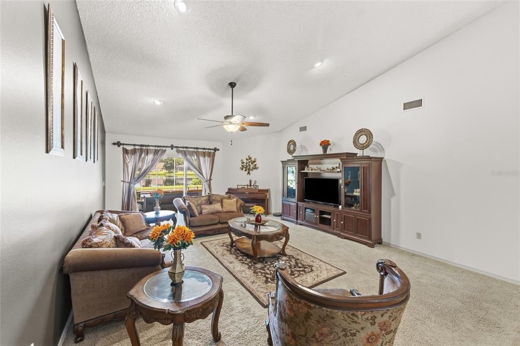 For Rent: $5,990 (4 beds, 3 baths, 3772 Square Feet)
