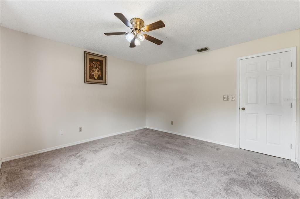 For Rent: $5,990 (4 beds, 3 baths, 3772 Square Feet)