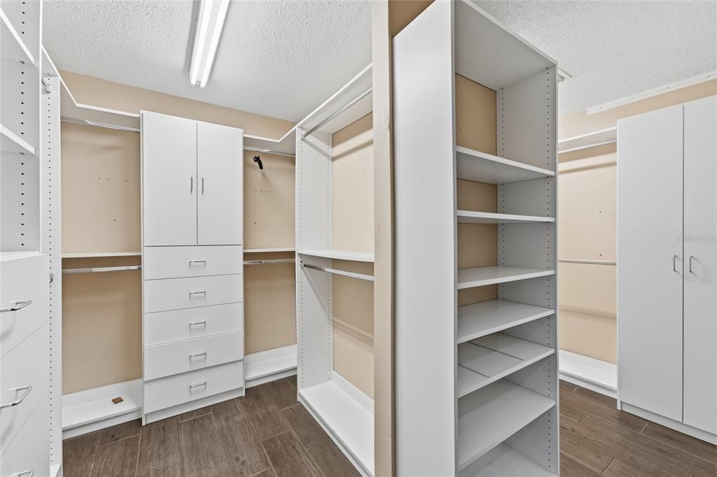 For Rent: $5,990 (4 beds, 3 baths, 3772 Square Feet)