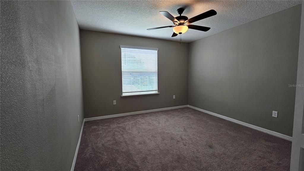 For Sale: $409,900 (4 beds, 2 baths, 2714 Square Feet)