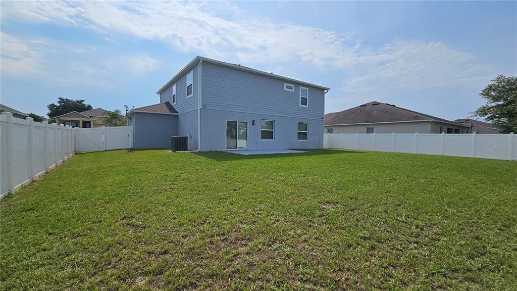 For Sale: $409,900 (4 beds, 2 baths, 2714 Square Feet)