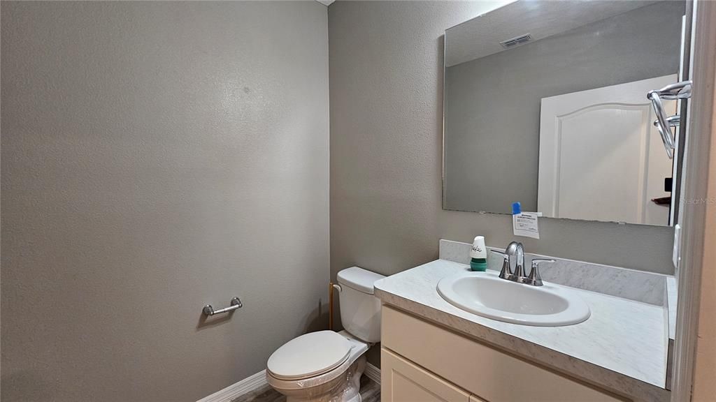 For Sale: $409,900 (4 beds, 2 baths, 2714 Square Feet)