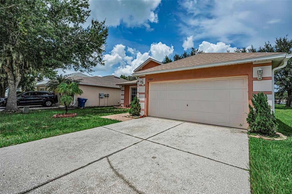 For Rent: $2,660 (3 beds, 2 baths, 1612 Square Feet)