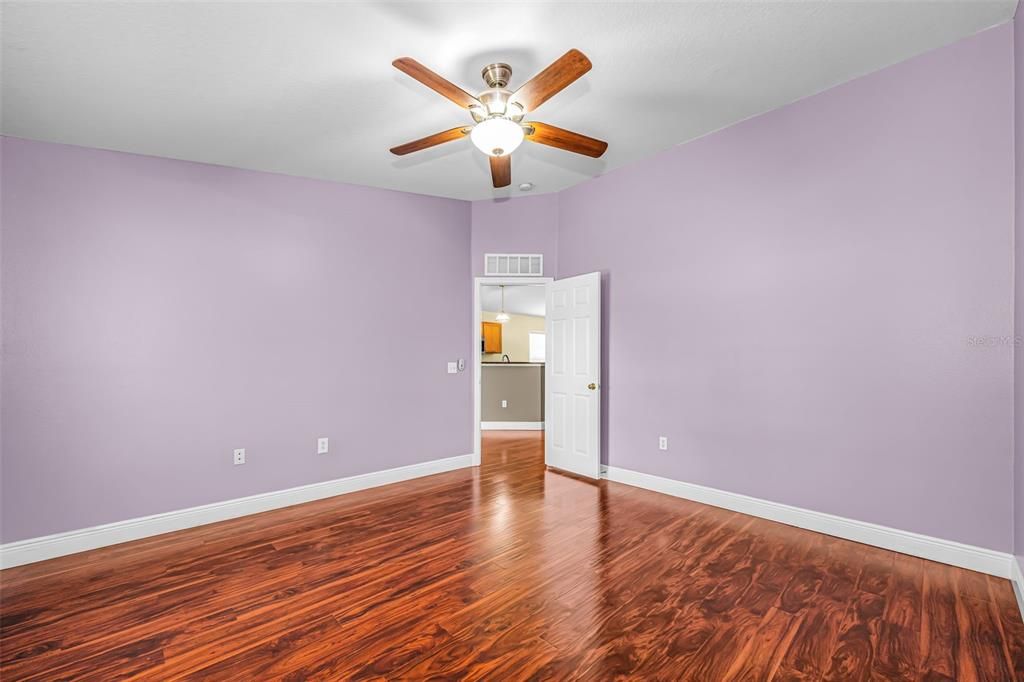 For Rent: $2,660 (3 beds, 2 baths, 1612 Square Feet)