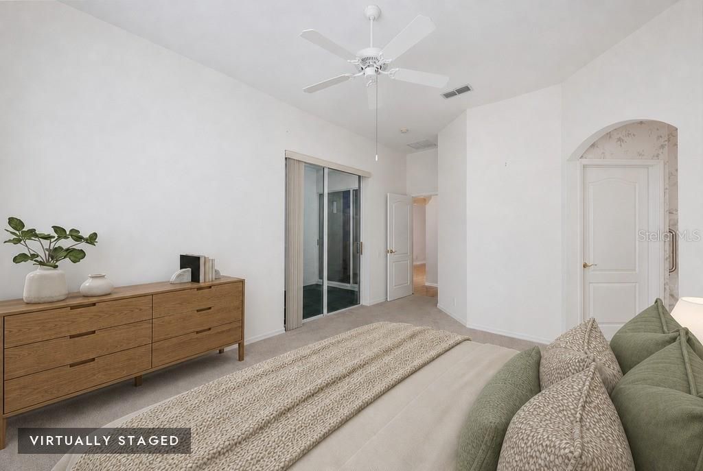 На продажу: $359,900 (2 спален, 2 ванн, 1685 Квадратных фут)