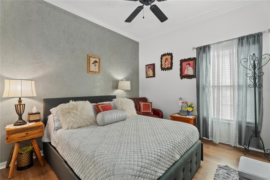 En Venta: $499,000 (3 camas, 2 baños, 1921 Pies cuadrados)