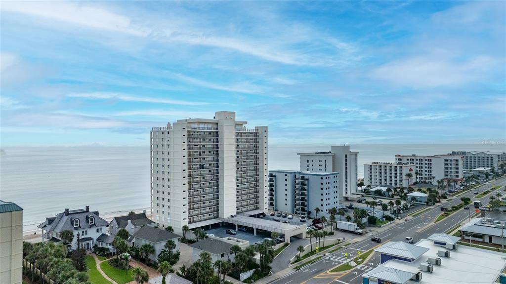For Sale: $399,000 (2 beds, 2 baths, 1200 Square Feet)