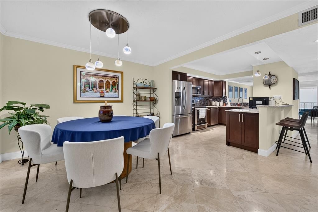 For Sale: $399,000 (2 beds, 2 baths, 1200 Square Feet)