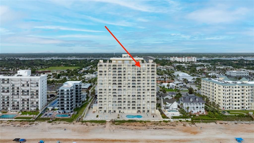 For Sale: $399,000 (2 beds, 2 baths, 1200 Square Feet)