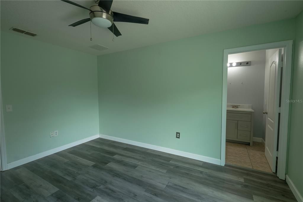 En Venta: $264,900 (2 camas, 2 baños, 1820 Pies cuadrados)