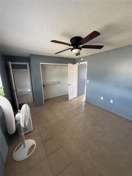 For Rent: $950 (1 beds, 1 baths, 564 Square Feet)