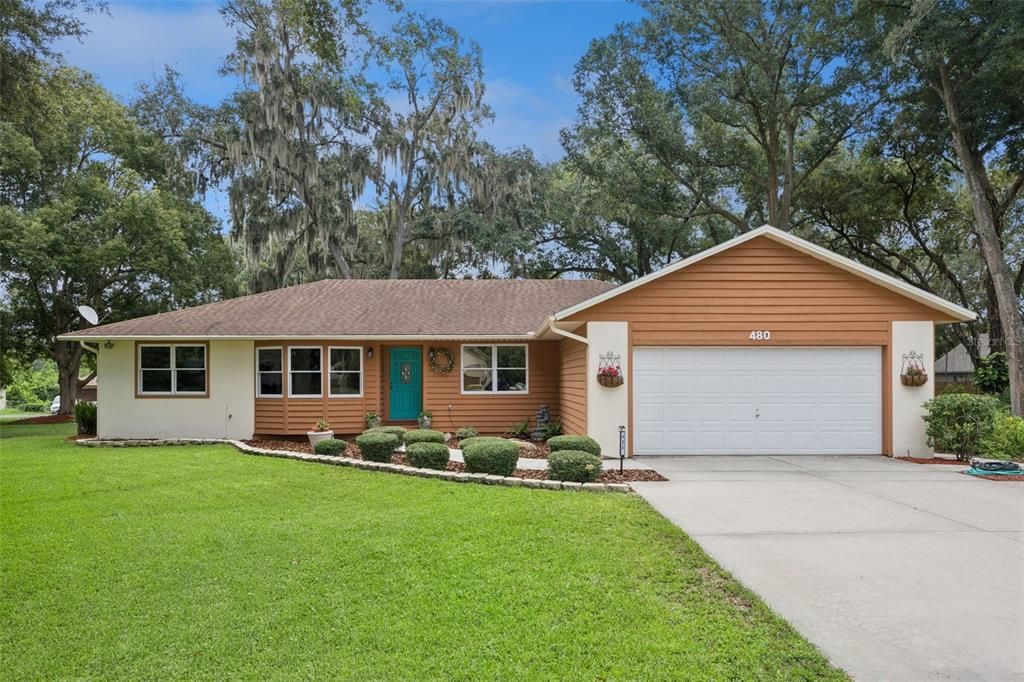 For Sale: $380,900 (3 beds, 2 baths, 1909 Square Feet)