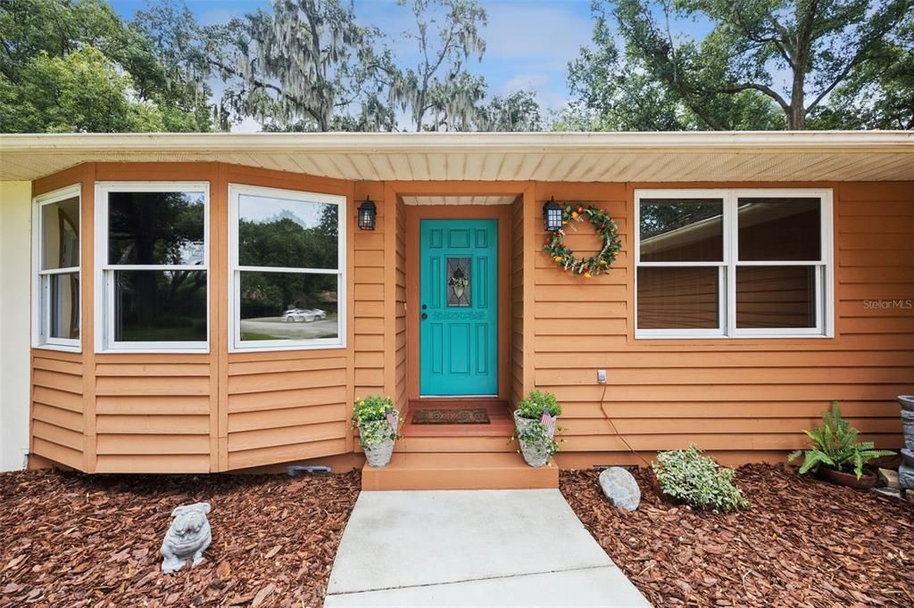 For Sale: $380,900 (3 beds, 2 baths, 1909 Square Feet)