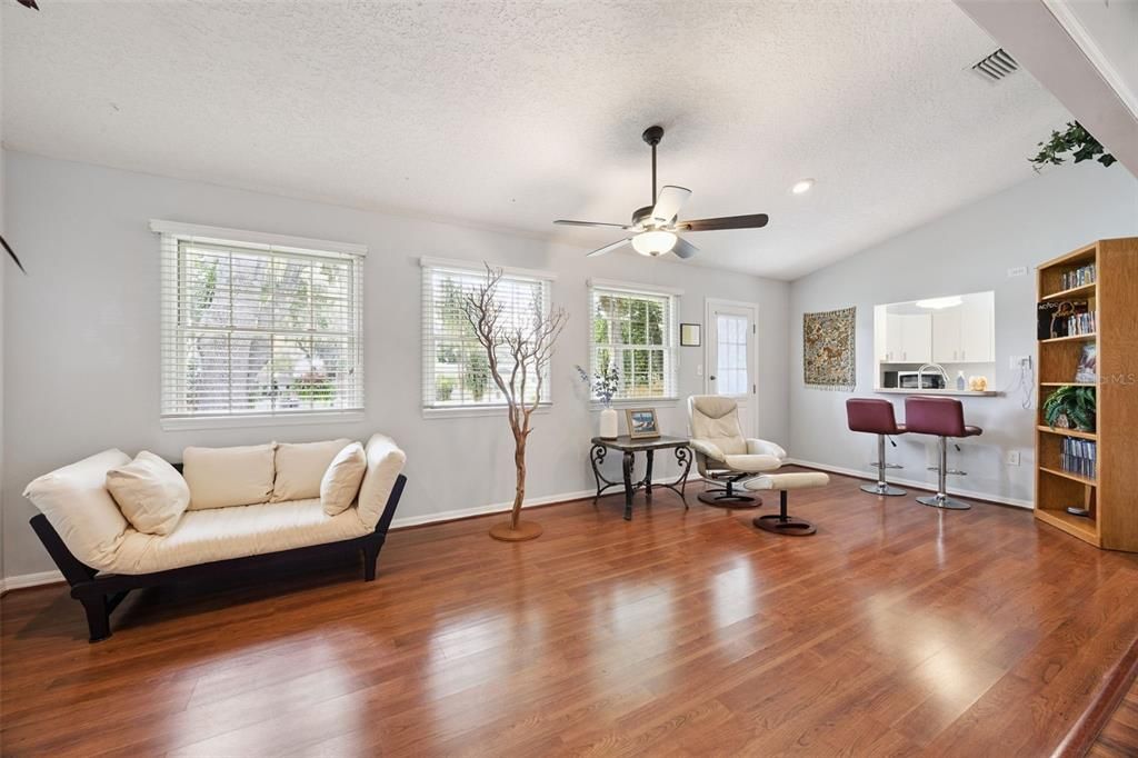 For Sale: $380,900 (3 beds, 2 baths, 1909 Square Feet)