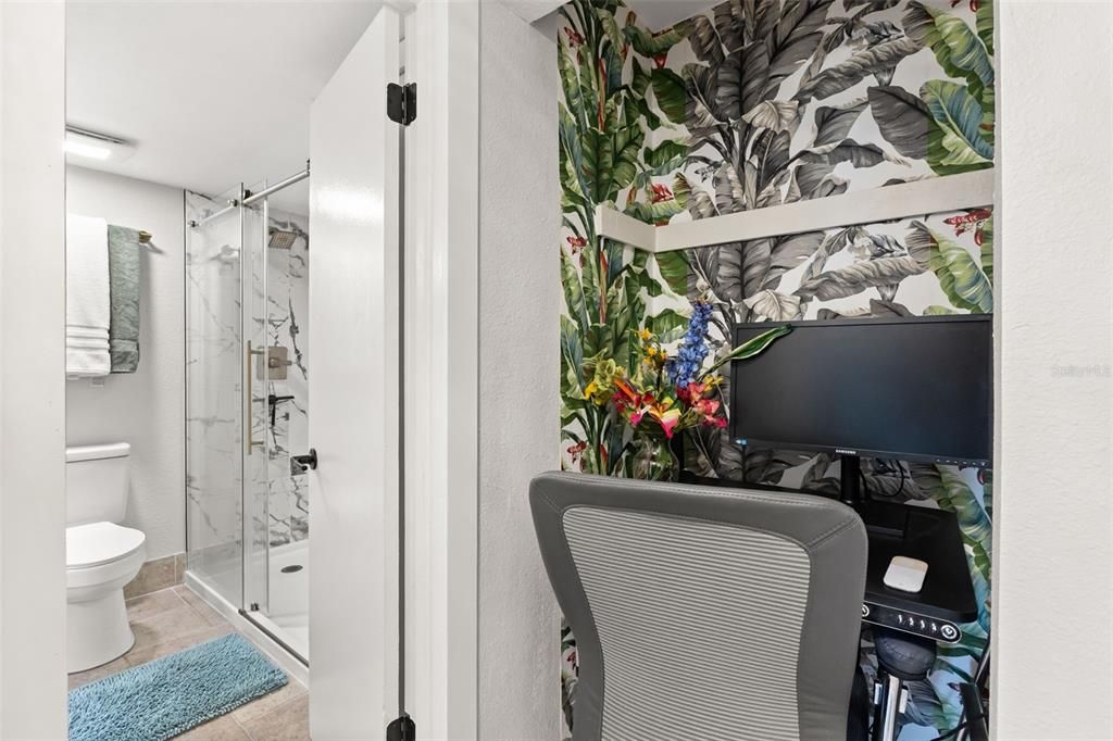 For Sale: $139,900 (1 beds, 1 baths, 1000 Square Feet)
